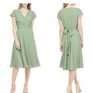Gal Meets Glam Seraphina Tie Waist Midi Dress Size 2